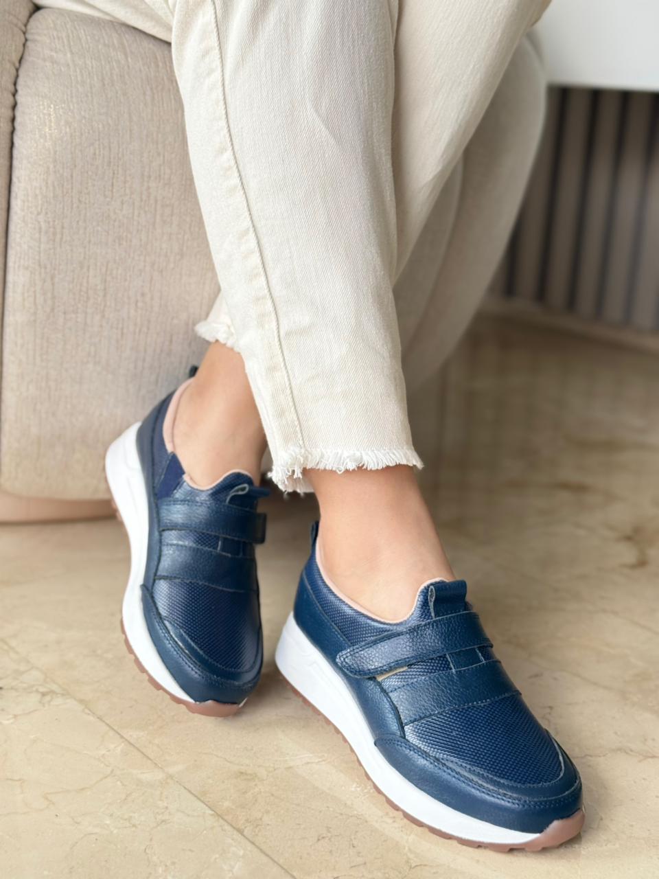 Casuales en cuero para dama Ema