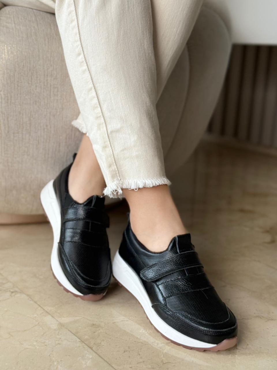 Casuales en cuero para dama Ema