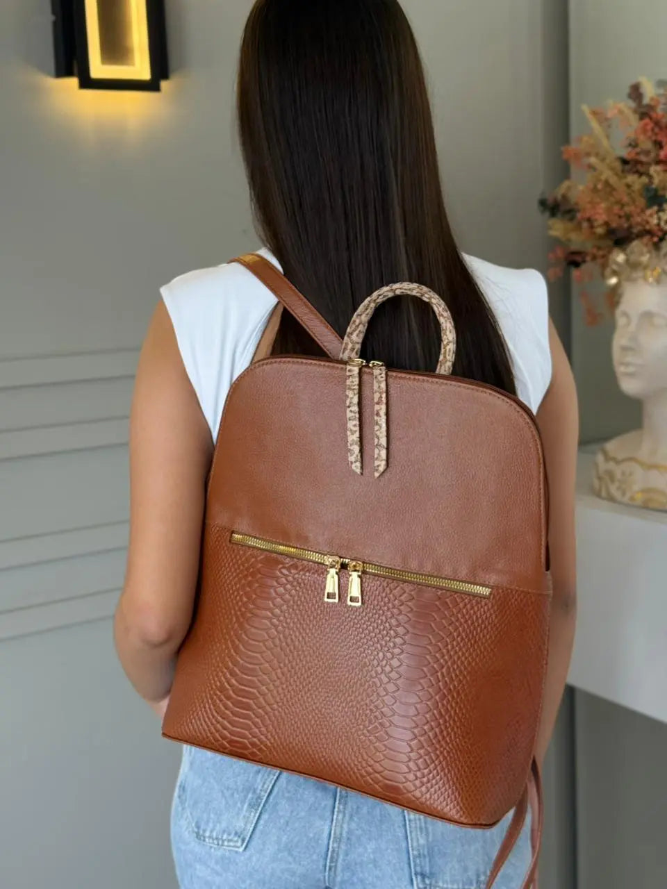 Morral en cuero Mara