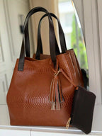 Cartera en cuero con monedero