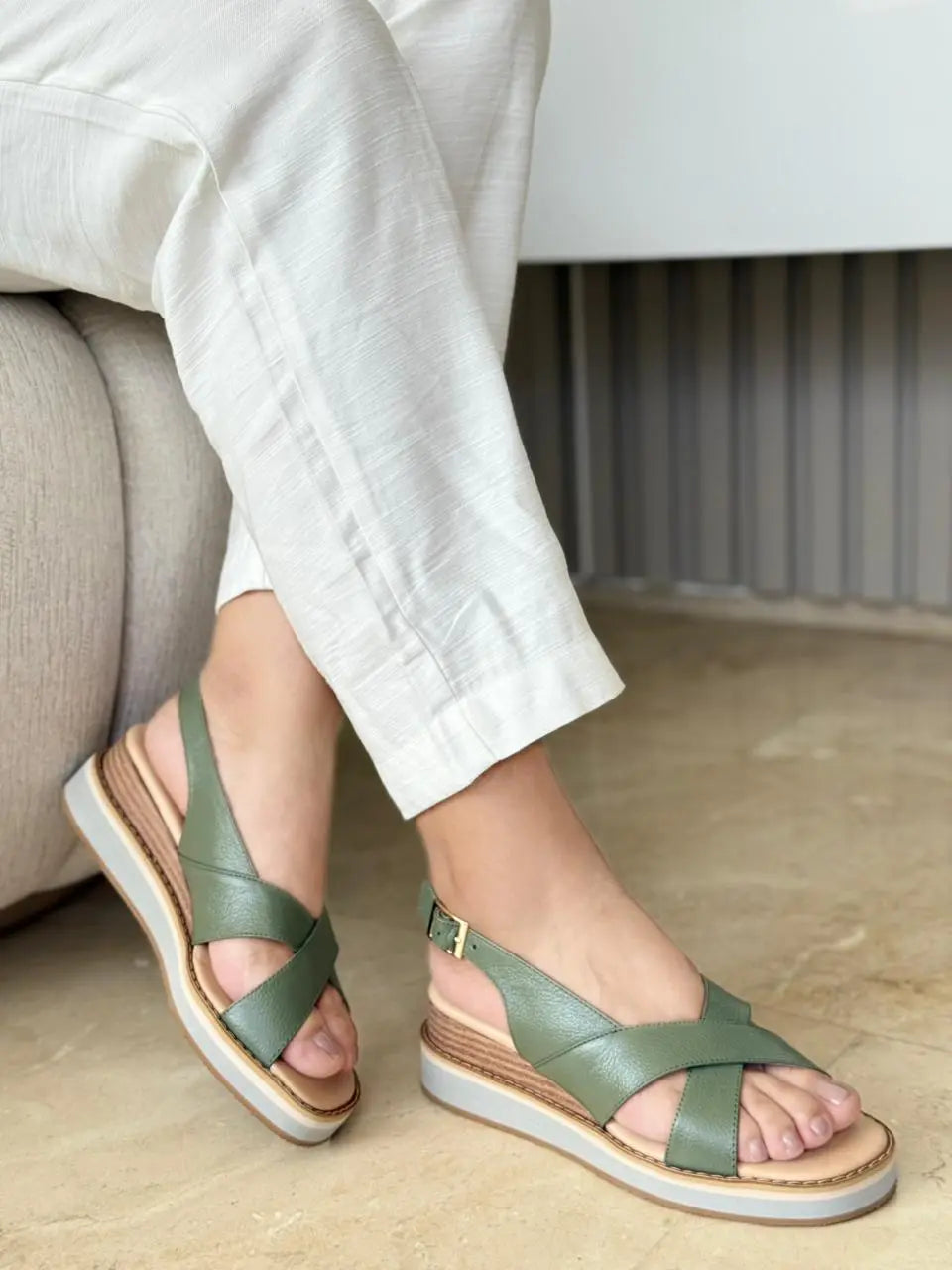 Sandalias en cuero para dama Milán