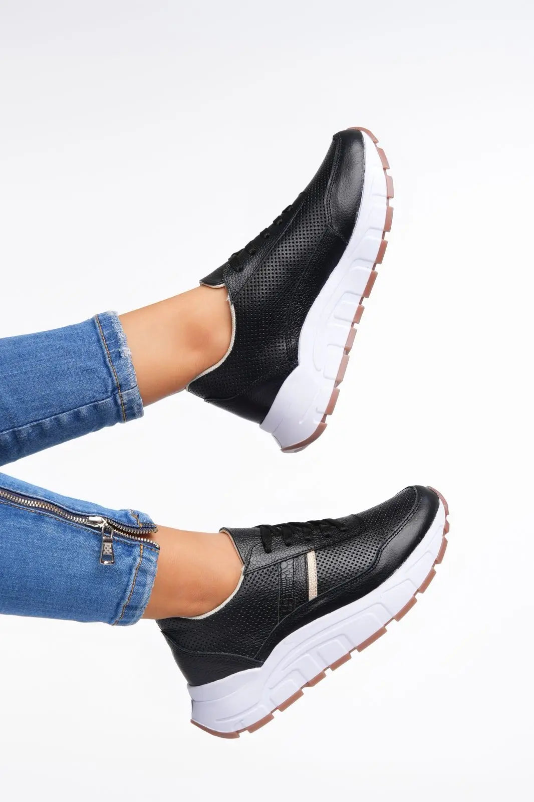 Deportivo en cuero para dama Zafira